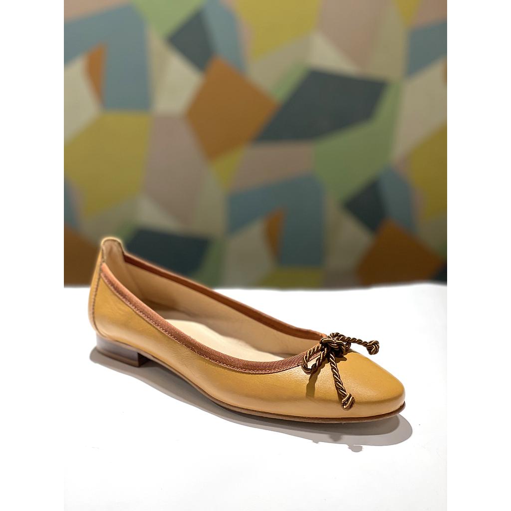 BAILARINA CRIMEA LAZO