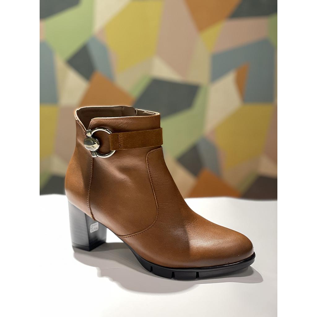 BOTÍN TACÓN ADORNO