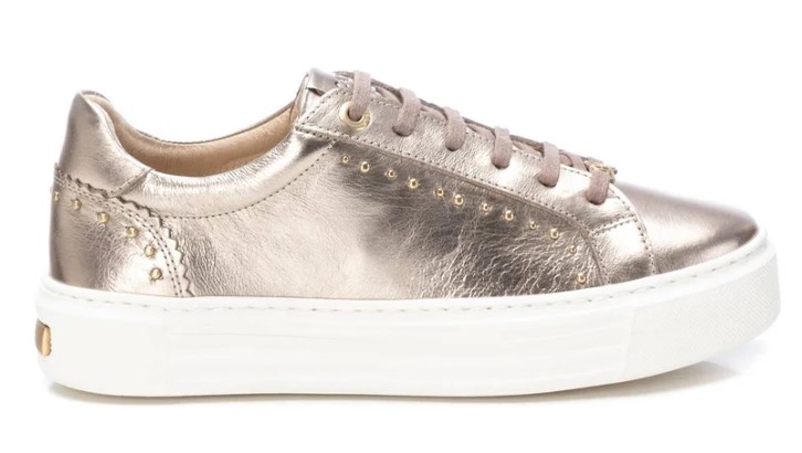 DEPORTIVA PIEL TACHAS