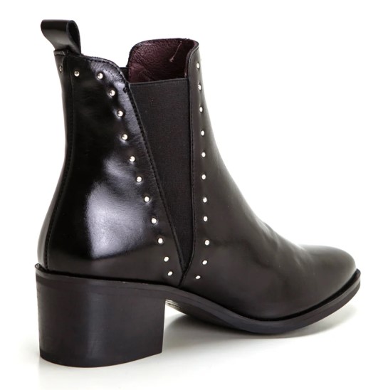 BOTÍN TACHAS CAMPERO