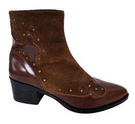 BOTÍN TACHAS CAMPERO